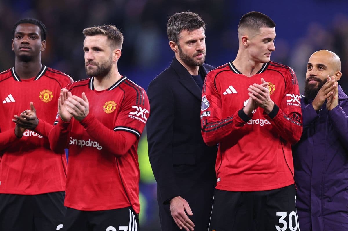 Manchester United logra remontar ante Crystal Palace y se afianza en Champions