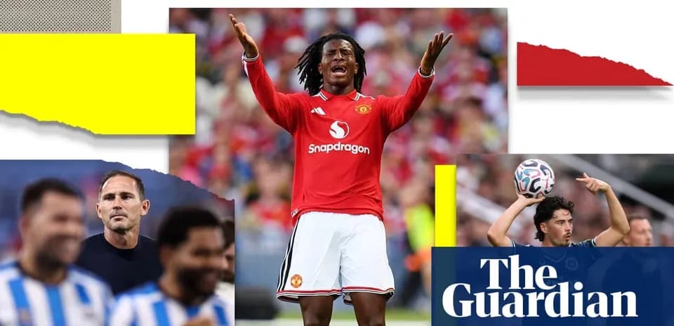 Jugador de Manchester United protestando durante el partido