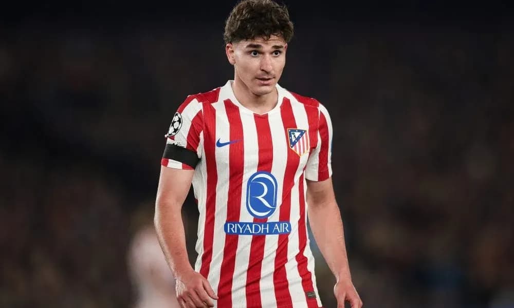 Jugador de Atlético de Madrid en el campo