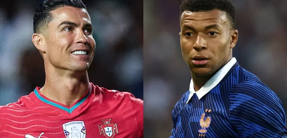 Cristiano Ronaldo y Kylian Mbappé en uniforme de fútbol