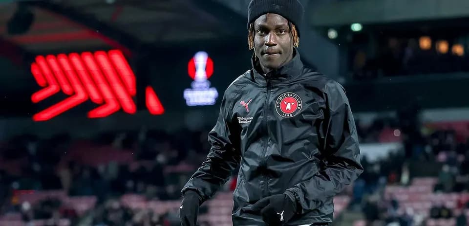 Jugador de FC Midtjylland en el estadio