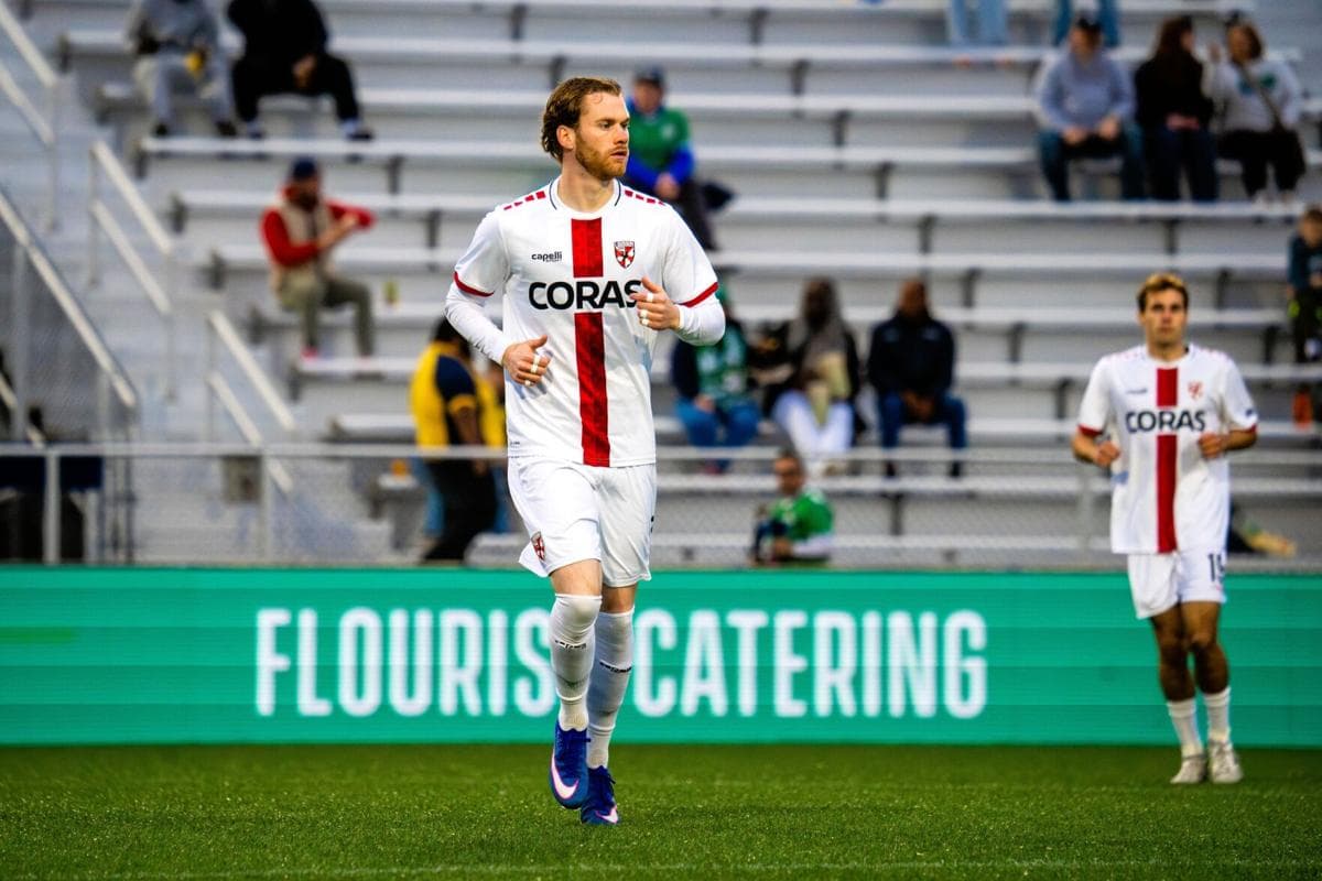 Jugador de Loudoun United en el campo