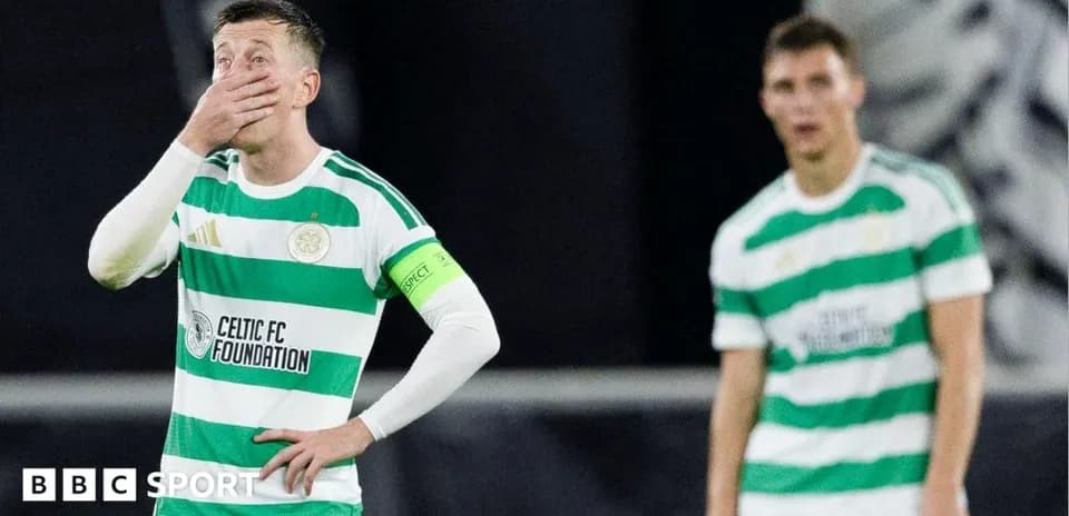 Jugadores de Celtic FC en la cancha durante el partido