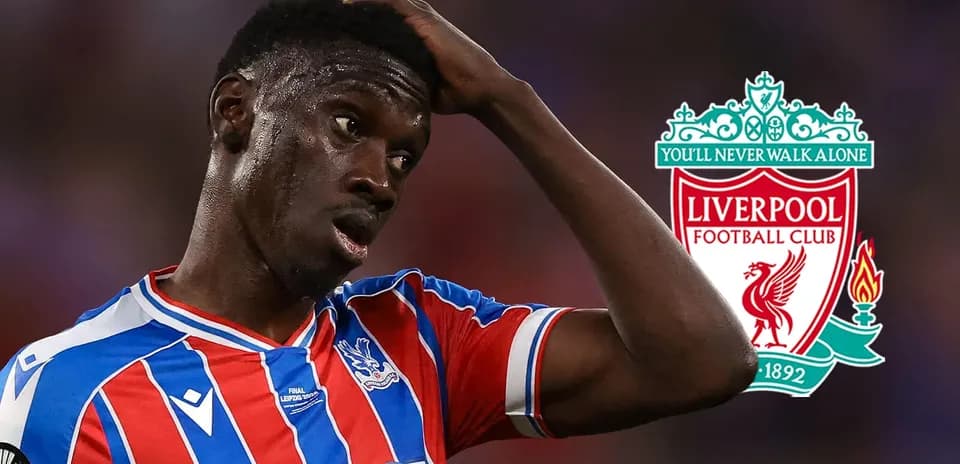 Jugador de Crystal Palace preocupado durante el partido