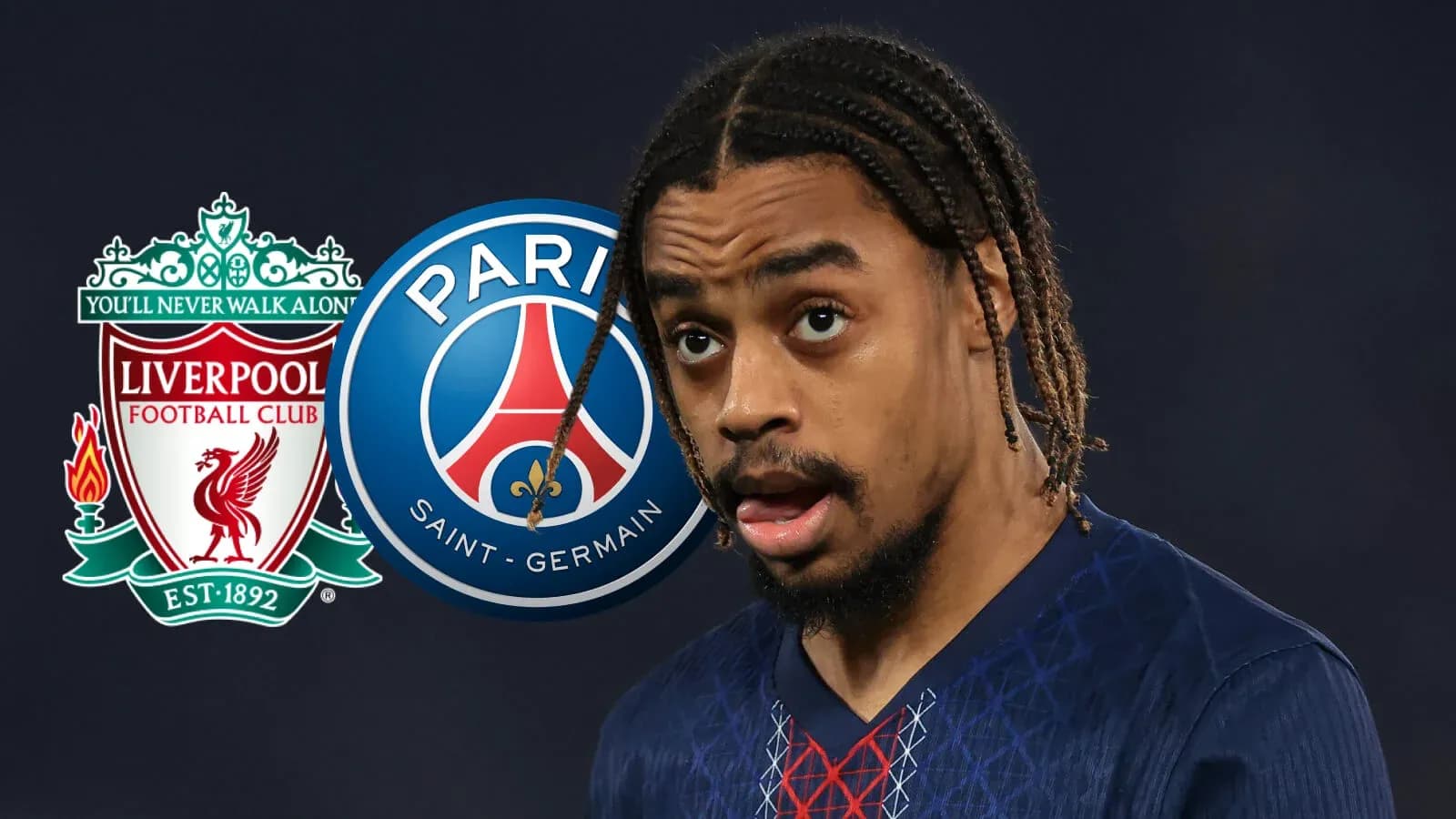 Jugador con camisetas de Liverpool y PSG