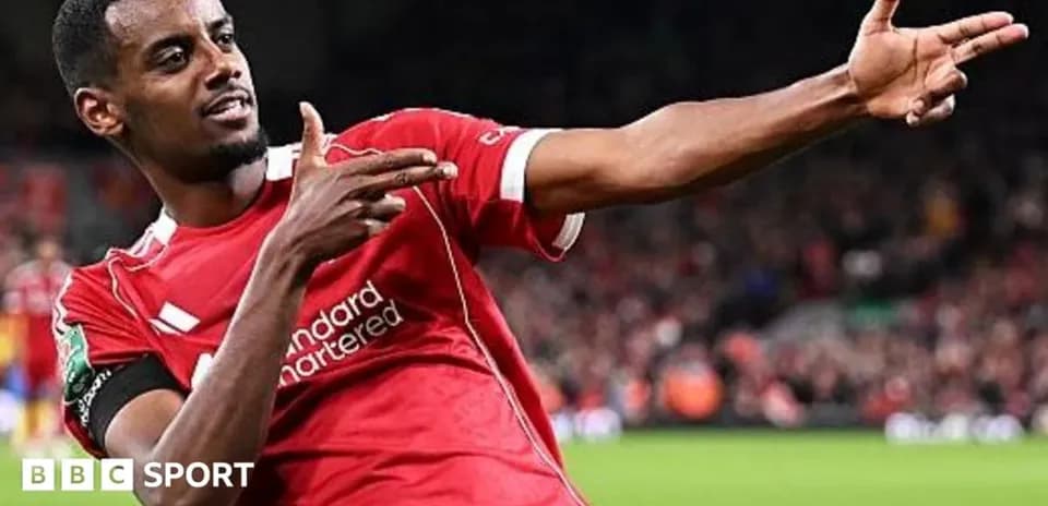 Jugador de Liverpool celebrando un gol en el estadio
