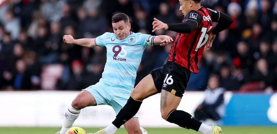 Burnley vs Bournemouth: Actualización de plantillas y contexto del partido