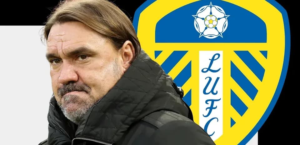 Entrenador con el escudo de Leeds United de fondo
