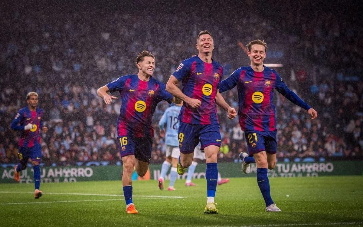 Jugadores del Barcelona celebrando un gol