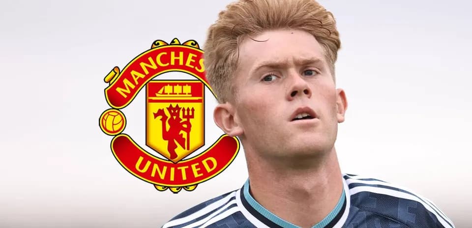 Jugador de Manchester United en uniforme de entrenamiento