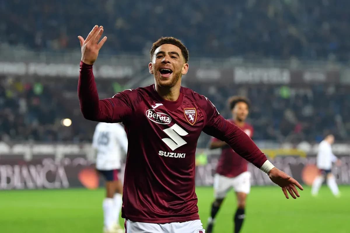 Jugador de Torino celebrando durante el partido