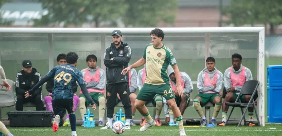 Jugador de Atlanta United II en acción