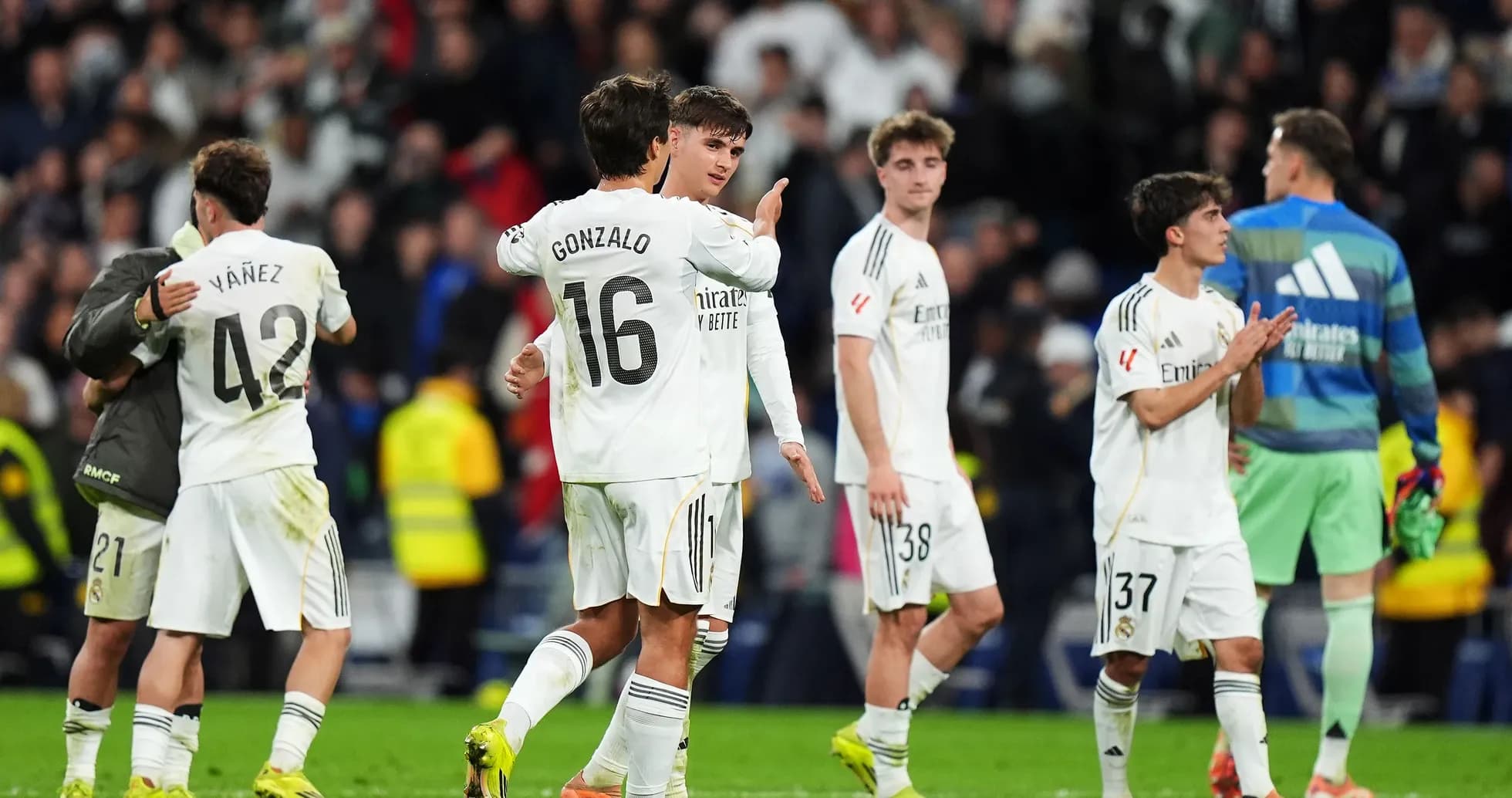 Jugadores de Real Madrid celebrando tras un partido