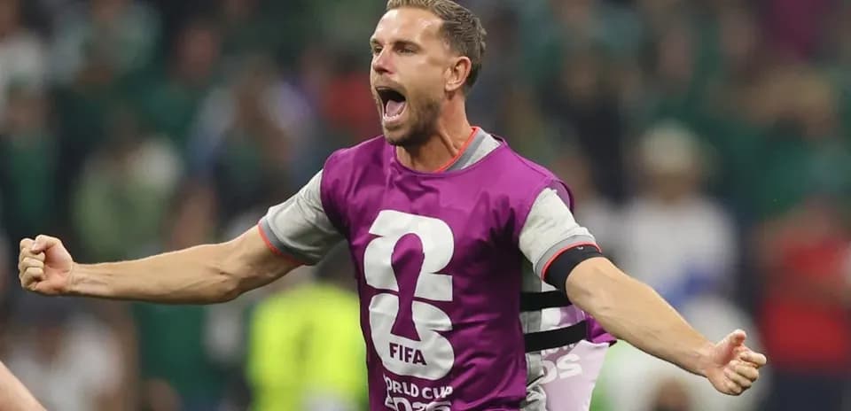 Jugador celebrando durante un partido de fútbol