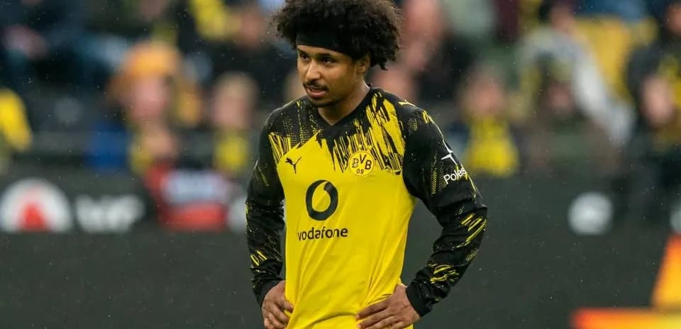 Karim Adeyemi y el futuro del BVB: verano decisivo