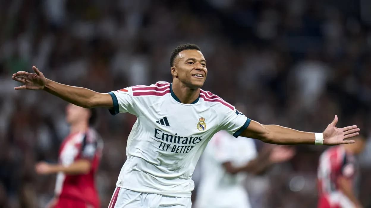 Jugador de Real Madrid celebrando un gol