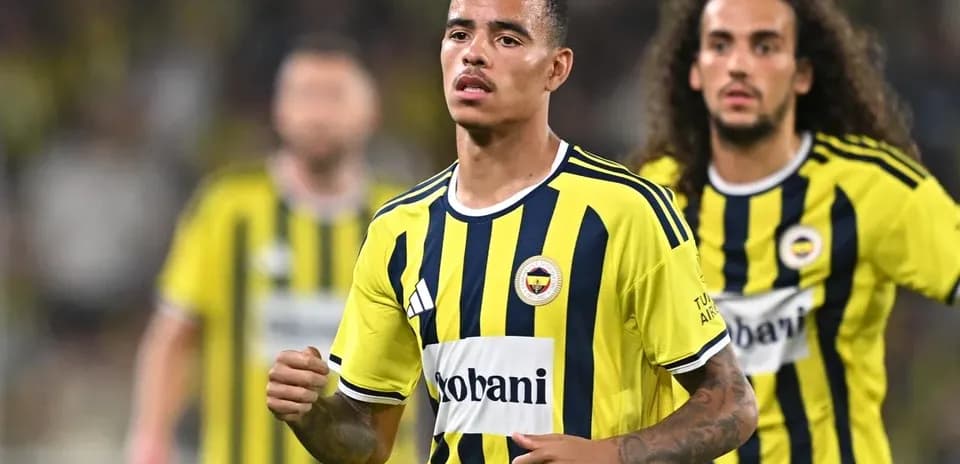 Jugador de Fenerbahçe durante un partido