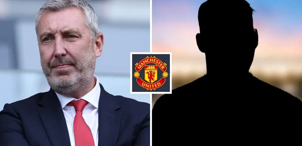 Entrenador de Manchester United con fondo oscuro