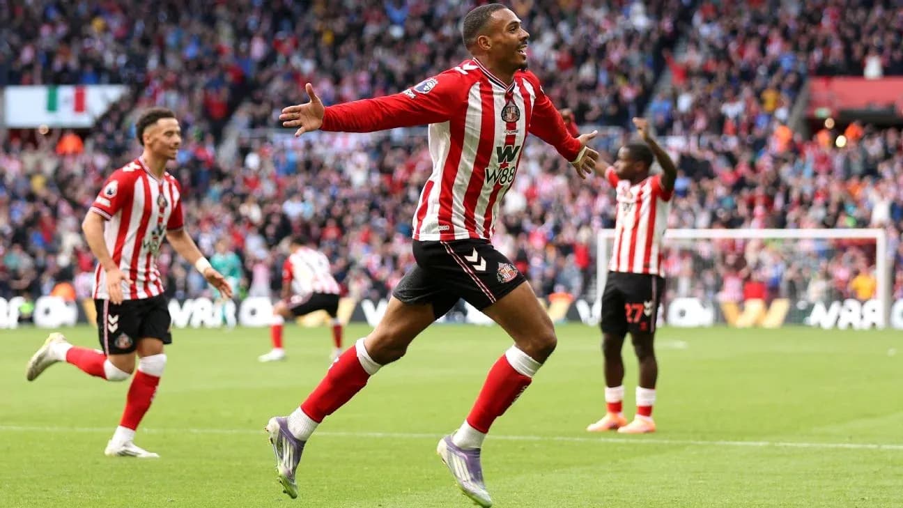 Jugador de Sunderland celebra un gol