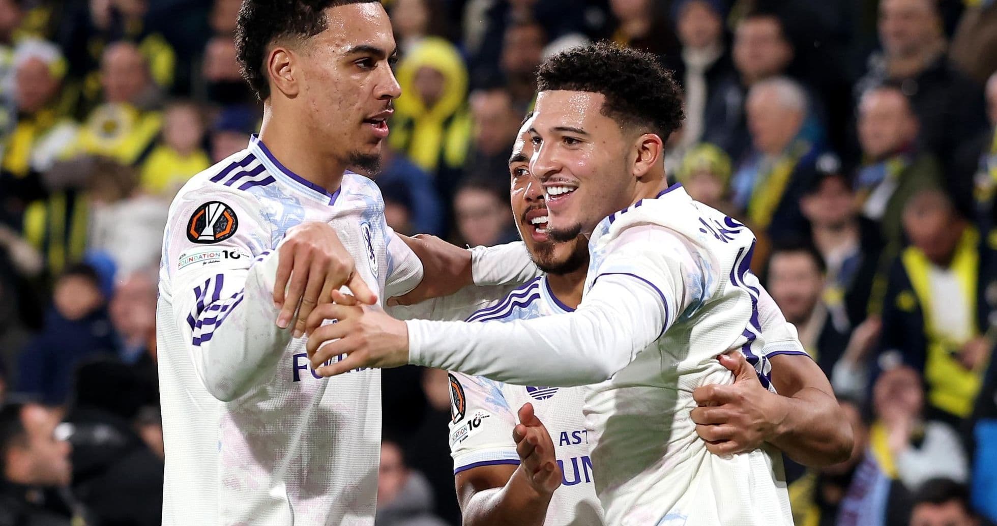 Fenerbahçe 0-1 Aston Villa: Sancho marca y los ingleses avanzan.jpeg