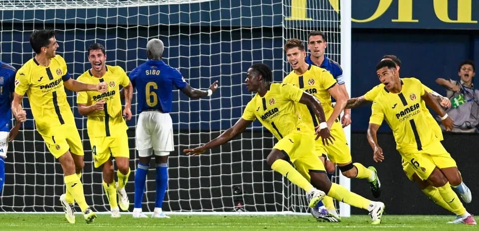 Jugadores del Villarreal celebrando un gol