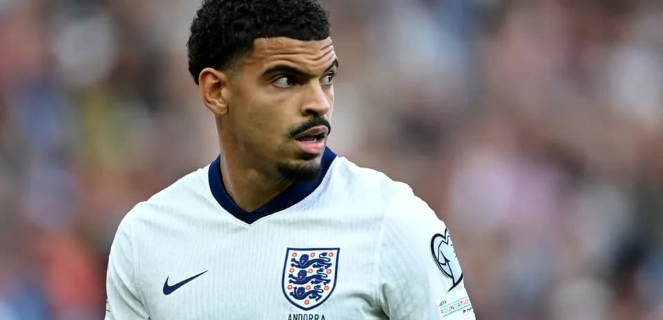 Jugador de Inglaterra en acción durante el partido