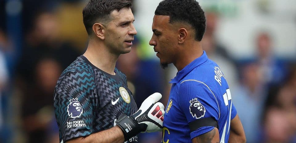 Unai Emery rechaza la idea de amistad con Chelsea pese a intenso mercado de fichajes entre clubes