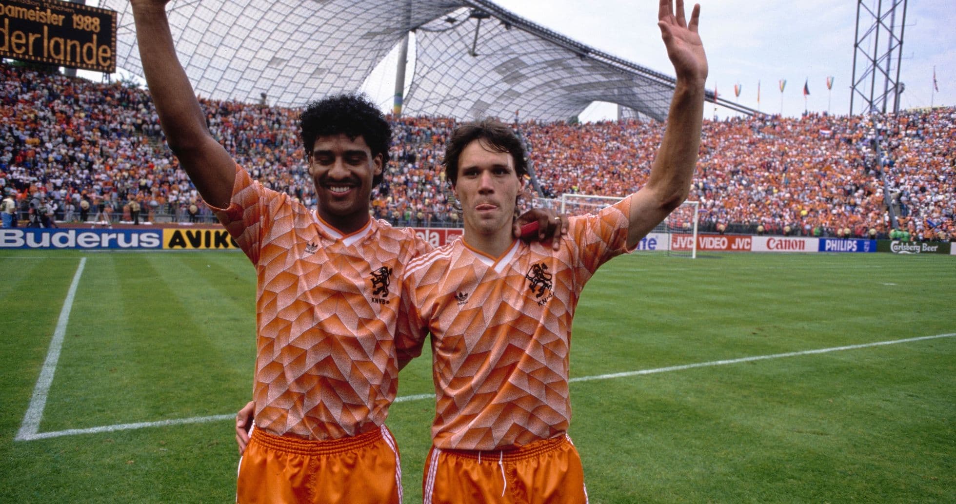 Holanda vence a Alemania en Hamburgo: Van Basten decide una semifinal histórica en la Eurocopa 1988