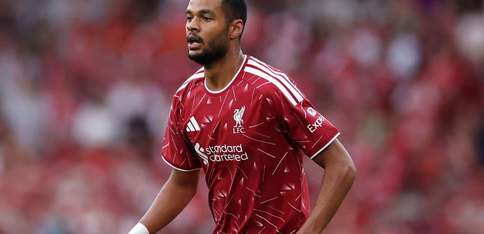 Iraola admite dudas sobre la permanencia de Gakpo mientras Liverpool avanza por Barcola