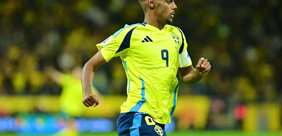 Preocupación por lesiones en Liverpool tras el golpe de Cody Gakpo en la ventana internacional