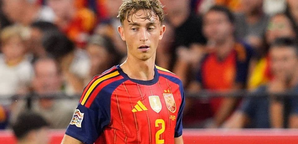 Dean Huijsen habla sobre la tristeza por quedar fuera del Mundial tras su regreso con España en la victoria 4-1 contra Croacia