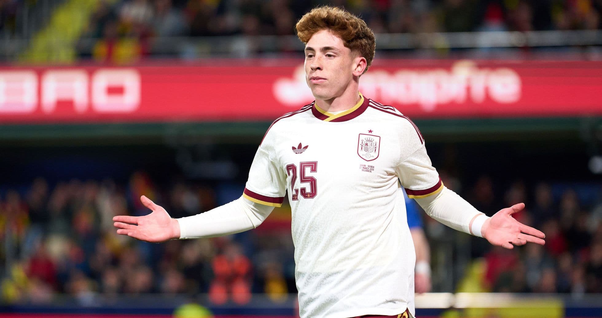 Liverpool asegura a Víctor Muñoz por £34 millones tras vencer a Newcastle en la carrera por la estrella española