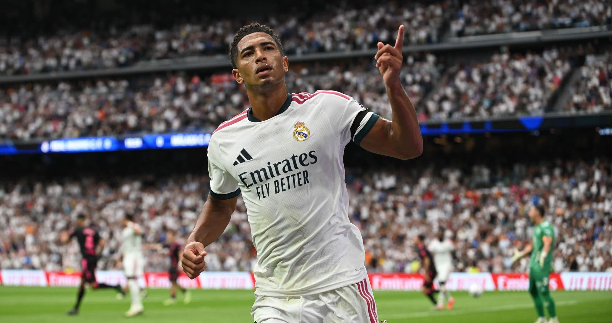Bellingham y Mbappé brillan en la victoria perfecta del Real Madrid de Mourinho sobre Málaga