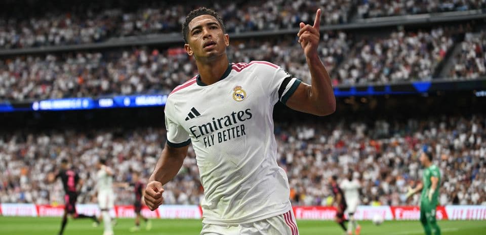 Bellingham y Mbappé brillan en la victoria perfecta del Real Madrid de Mourinho sobre Málaga