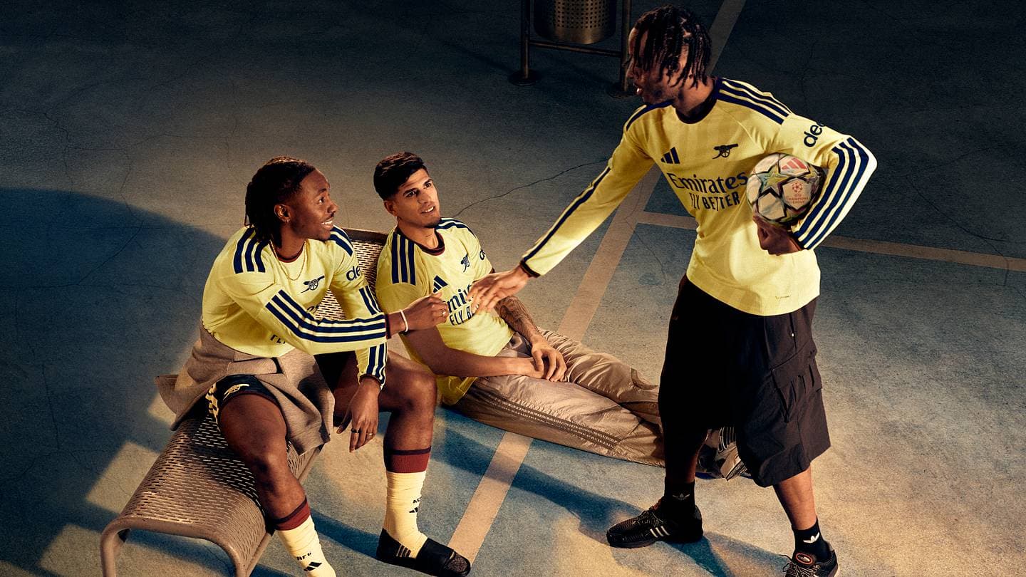 Arsenal Regresa a su Color Icónico en la Nueva Tercera Camiseta 2026–27