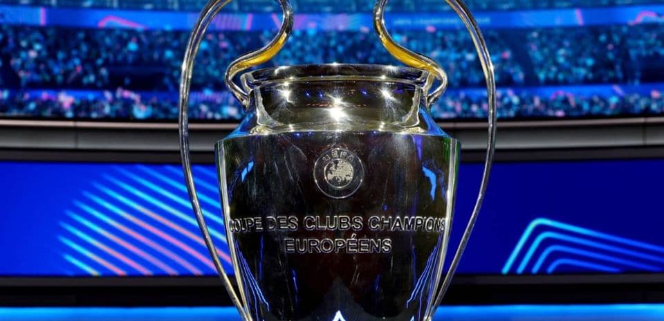 Predicciones de un Superordenador: Ganadores de la Champions League de 2027 a 2046