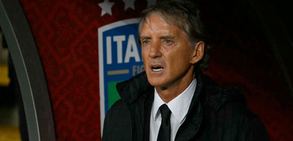 Roberto Mancini destaca la actuación de Italia en terreno difícil tras triunfo ante Turquía