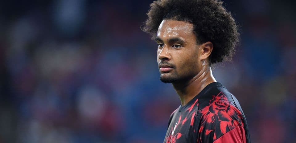 Everton presenta una oferta de última hora por Joshua Zirkzee, delantero marginado de Manchester United