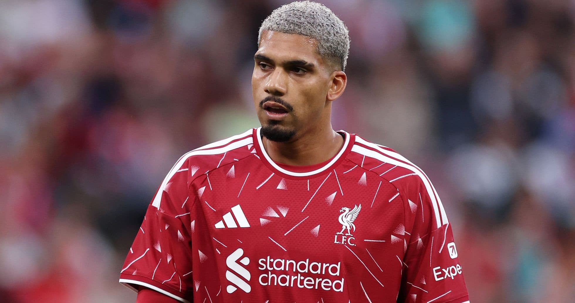 Ronald Araujo revela su sorpresa ante la intensidad y velocidad de la Premier League tras su cesión al Liverpool