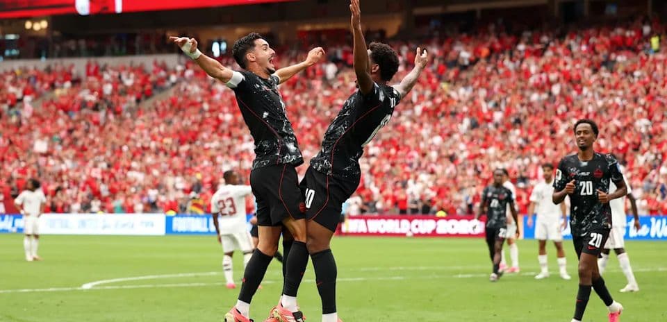 Canadá golea 6-0 a Catar y acaricia la clasificación en su primera victoria mundialista