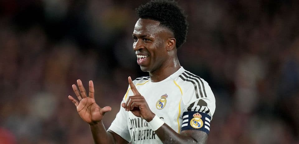 Lee Dixon explica por qué no fichar a Vinicius Junior es una ventaja para Arsenal