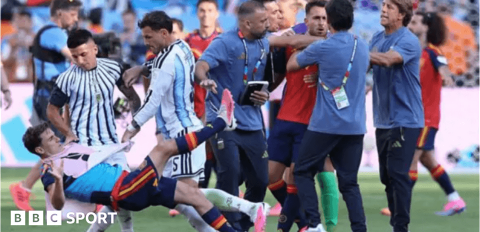 Gavi considera que Paredes no merece suspensión tras el incidente en la final del Mundial 2026