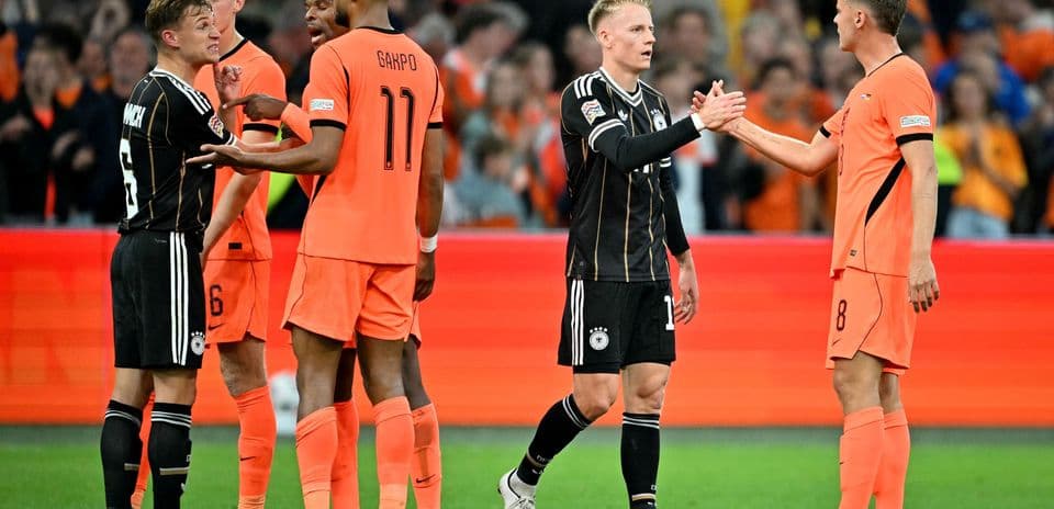Holanda y Alemania empatan en un duelo táctico con debutantes al mando