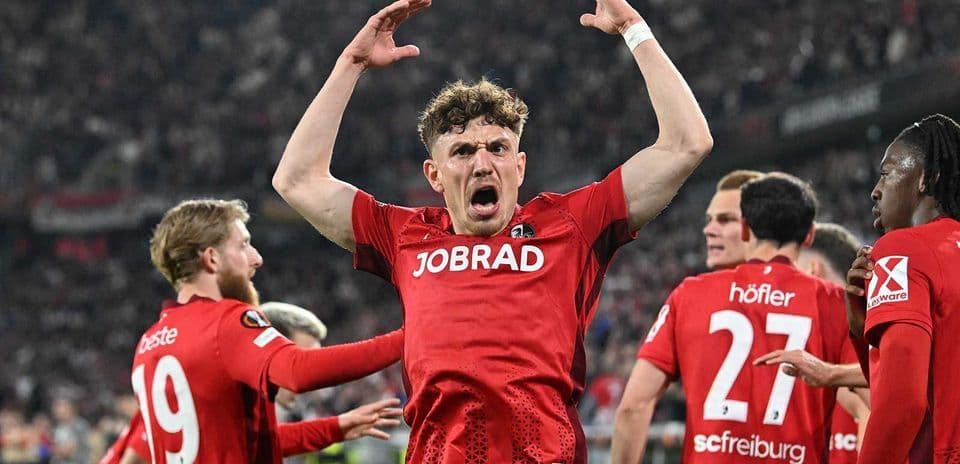 Philipp Treu: ¿La solución de Jürgen Klopp para el problema en la derecha de Alemania?