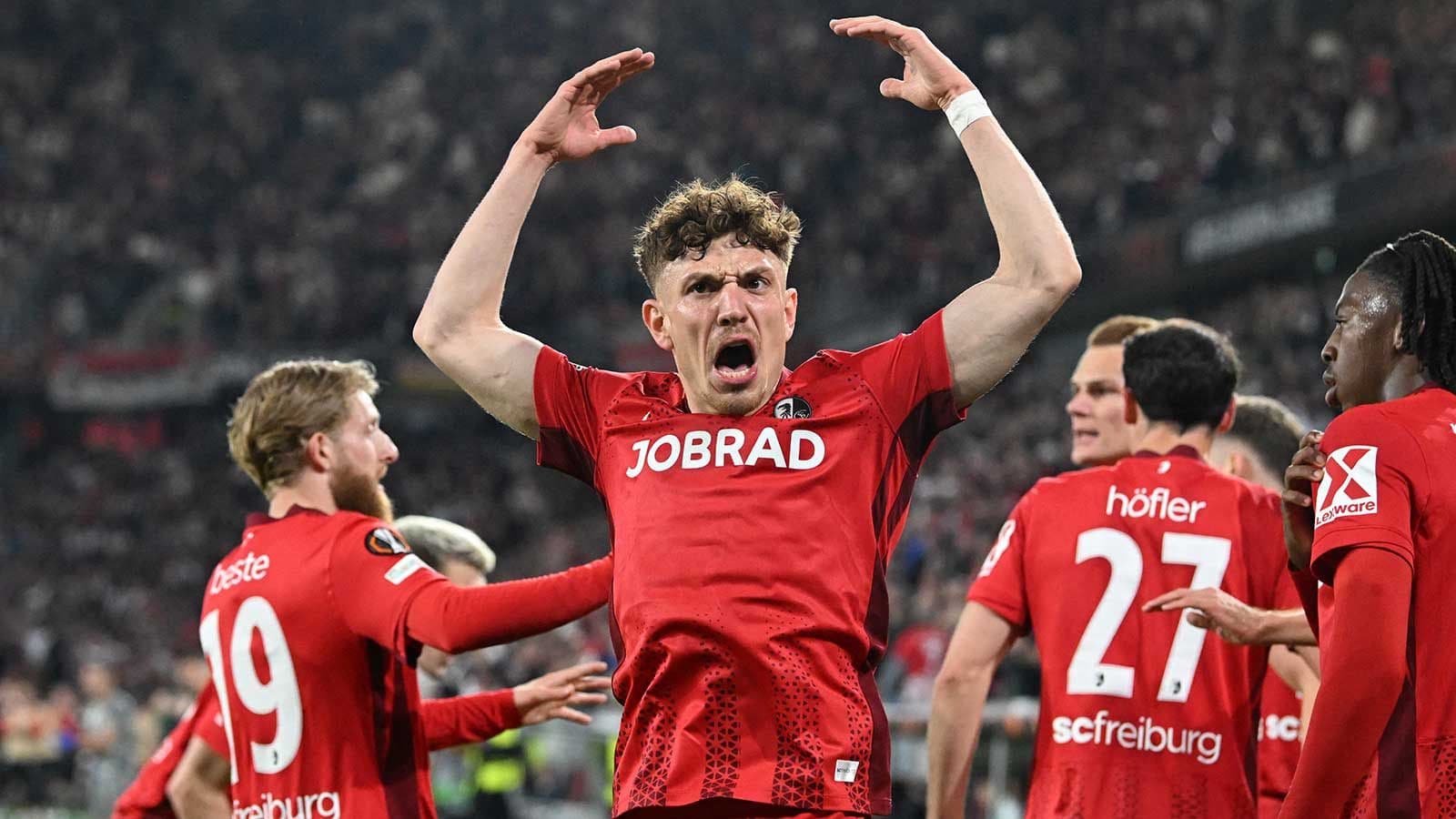 Philipp Treu: ¿La solución de Jürgen Klopp para el problema en la derecha de Alemania?