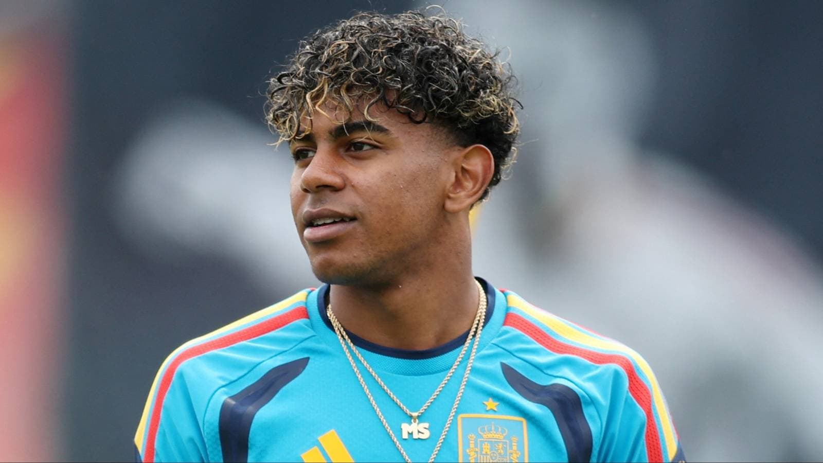 Tottenham Acorda Condiciones Personales para Fichar a Savinho, un Jugador con Estilo Similar a Lamine Yamal