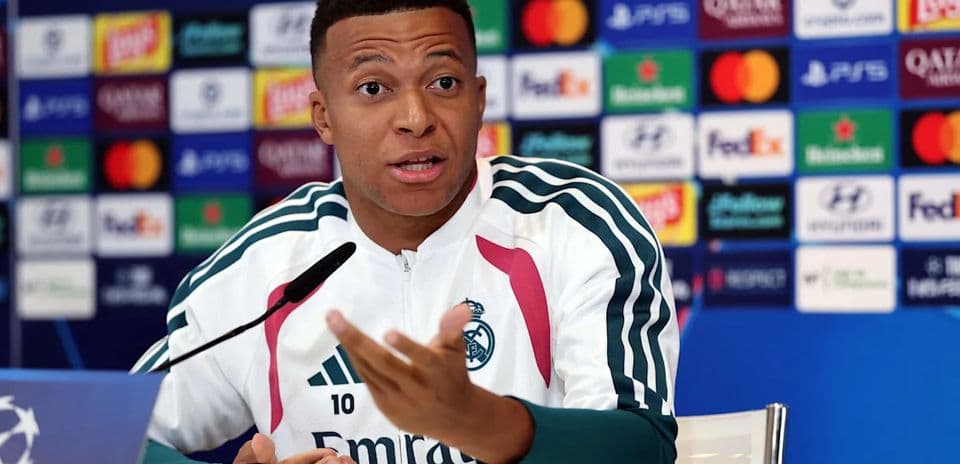 Kylian Mbappé Responde a Comparaciones con Dembélé y Raphinha Antes del Debut en Champions League