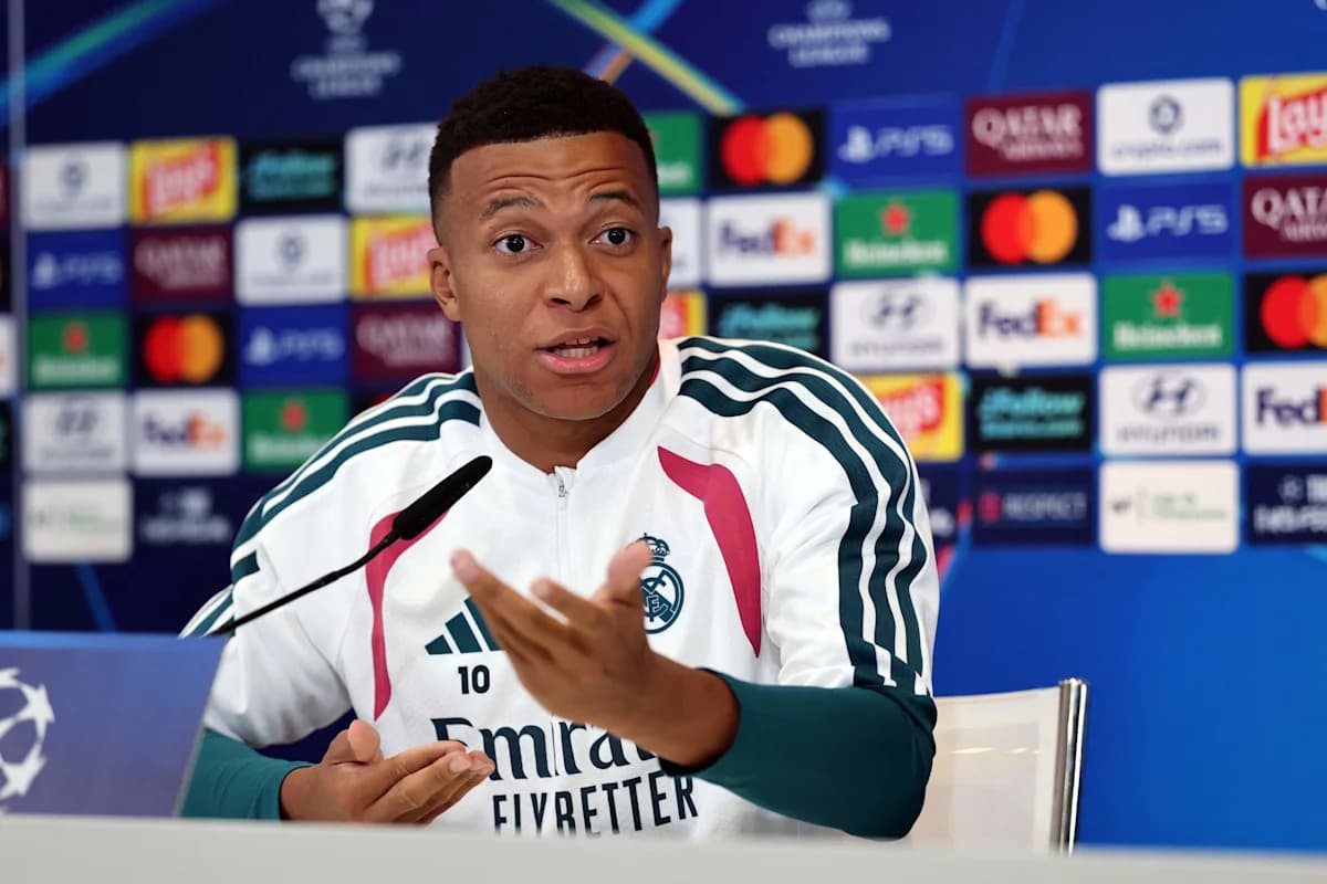 Kylian Mbappé Responde a Comparaciones con Dembélé y Raphinha Antes del Debut en Champions League