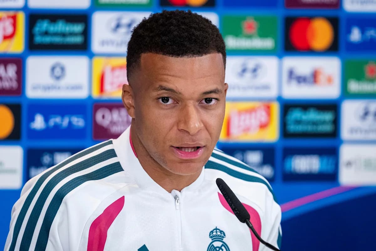 Kylian Mbappé: “Todos debemos mejorar en defensa y con el balón”
