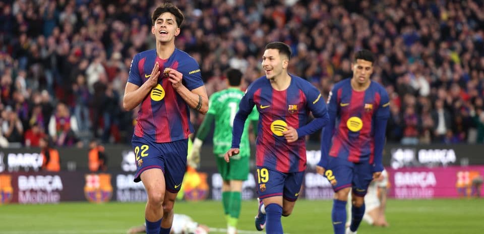 Chelsea lidera la carrera por fichar al centrocampista Marc Bernal de Barcelona mientras Xabi Alonso busca reemplazo para Enzo Fernández